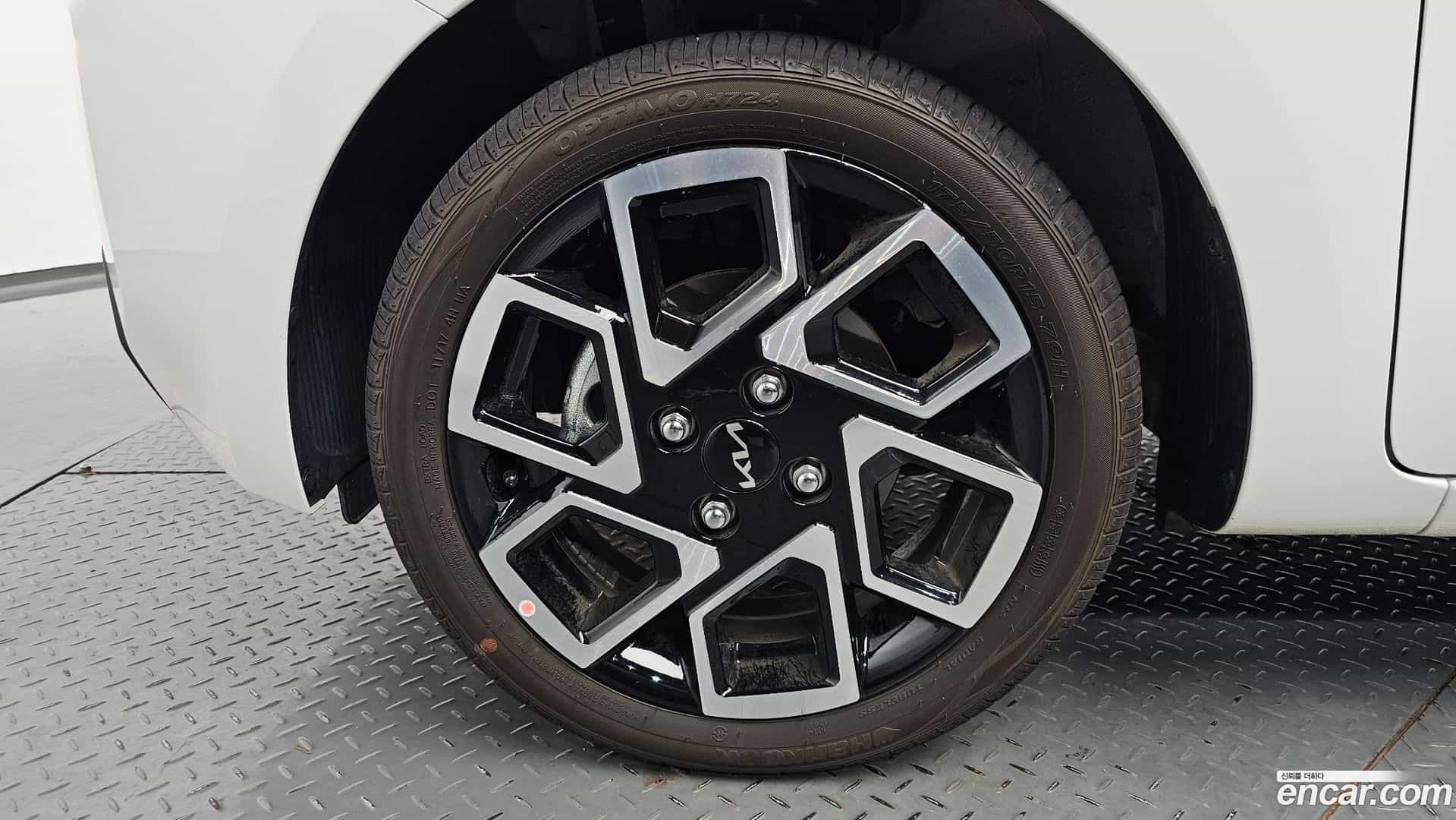 RAY Kia 2025.3-OUTER-005