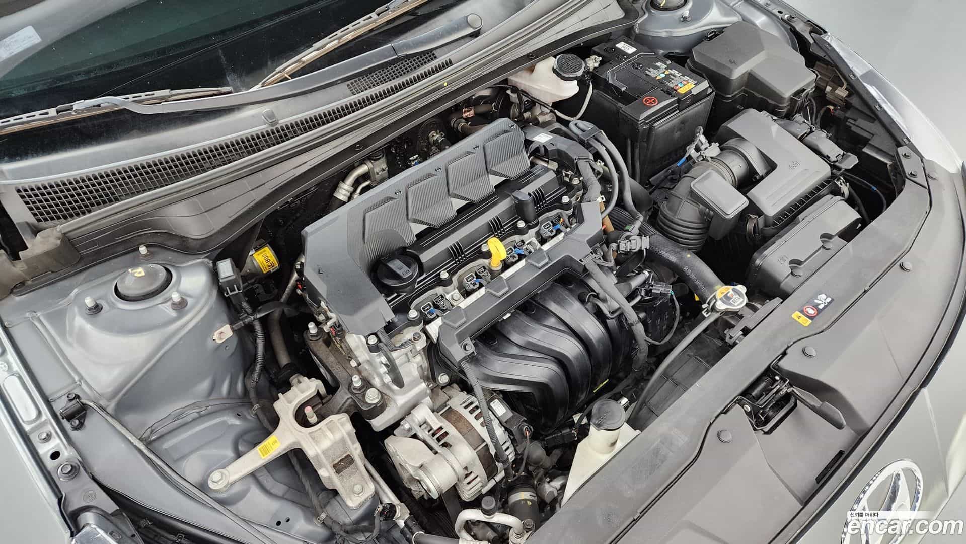 AVANTE Hyundai 2021.6-OUTER-006
