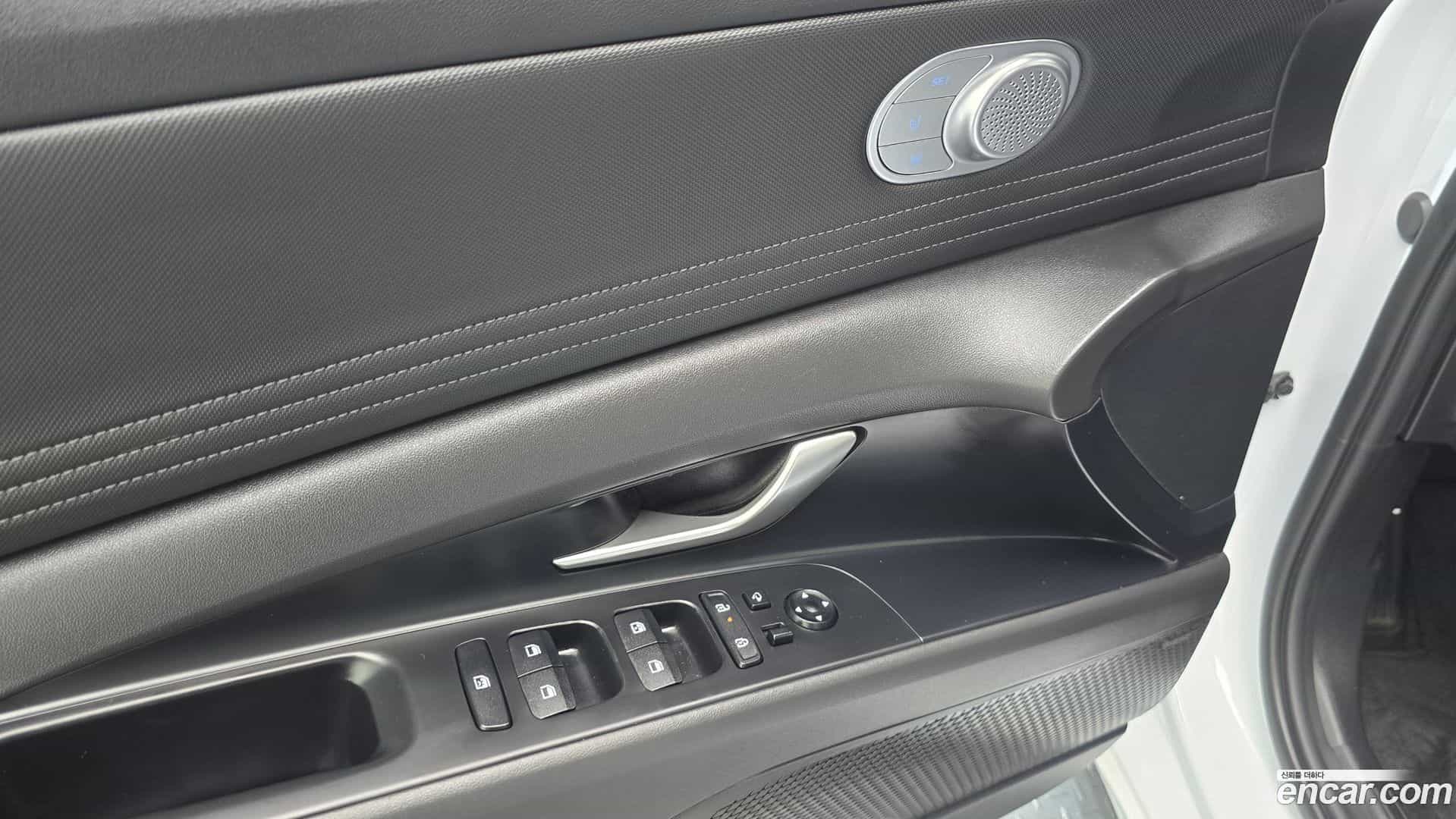 AVANTE Hyundai 2024.3-OPTION-017