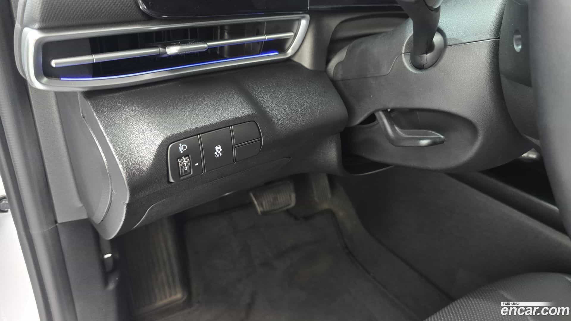 AVANTE Hyundai 2024.3-OPTION-018