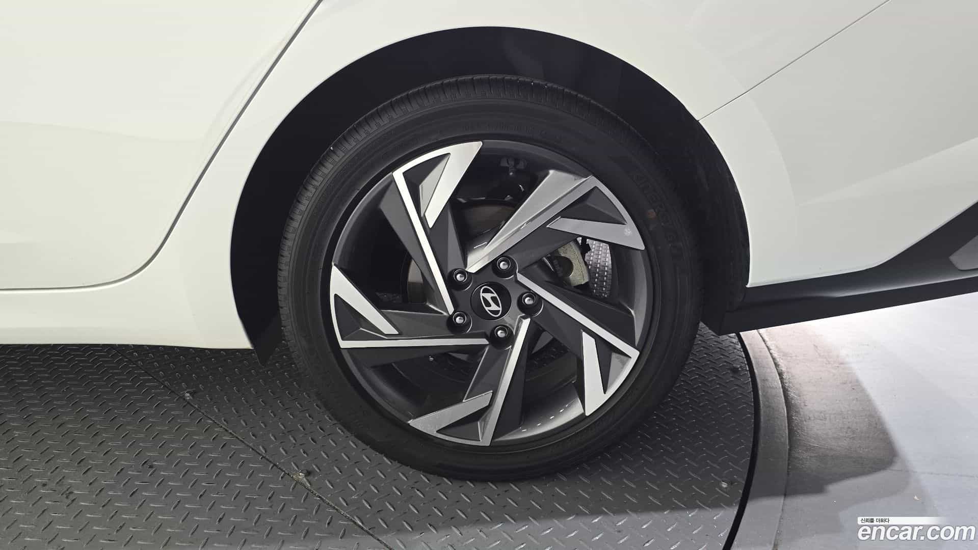 AVANTE Hyundai 2024.3-OUTER-031