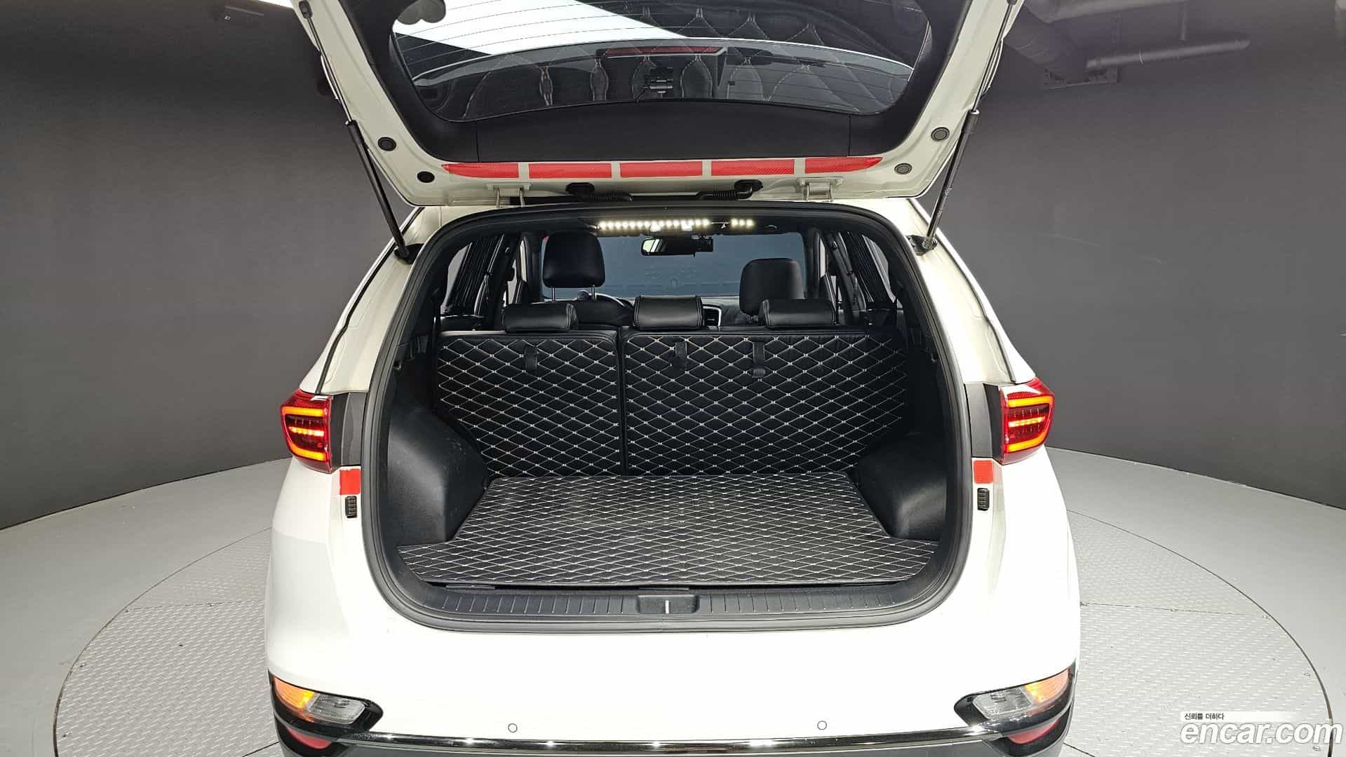 Sportage Kia 2019.1-OPTION-024