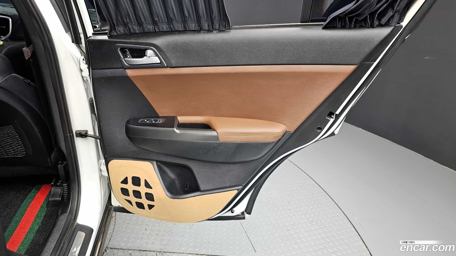 Sportage Kia 2019.1-INNER-035