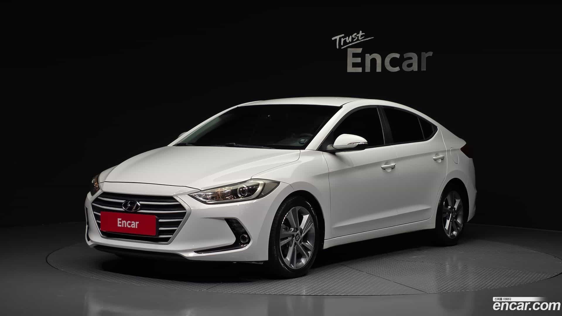 AVANTE Hyundai 2017.1-OUTER-001