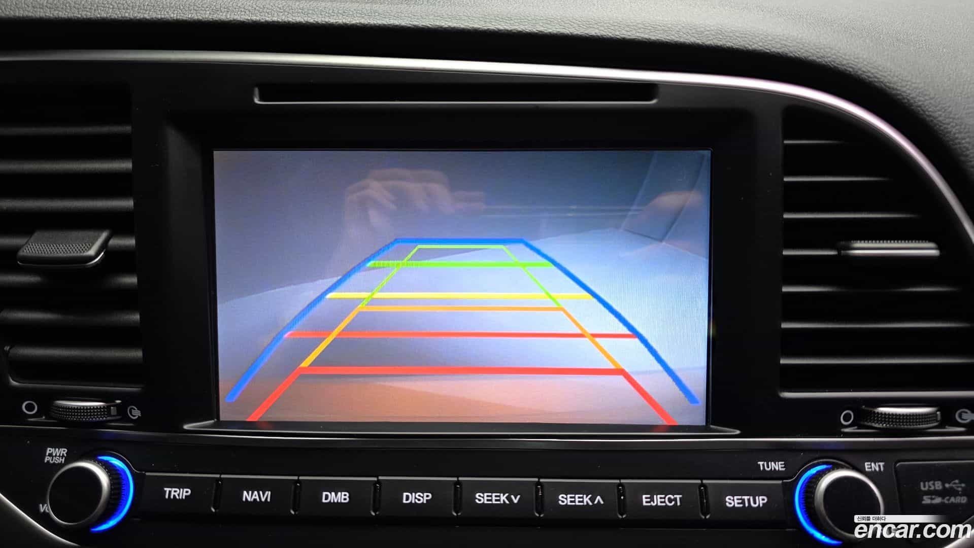 AVANTE Hyundai 2017.1-OPTION-019