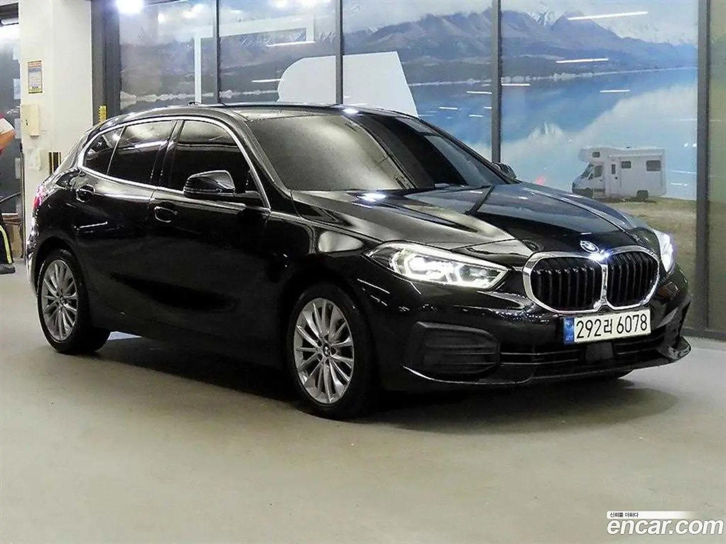 Main__Slider__Photo:1-Series BMW 2021.4-0