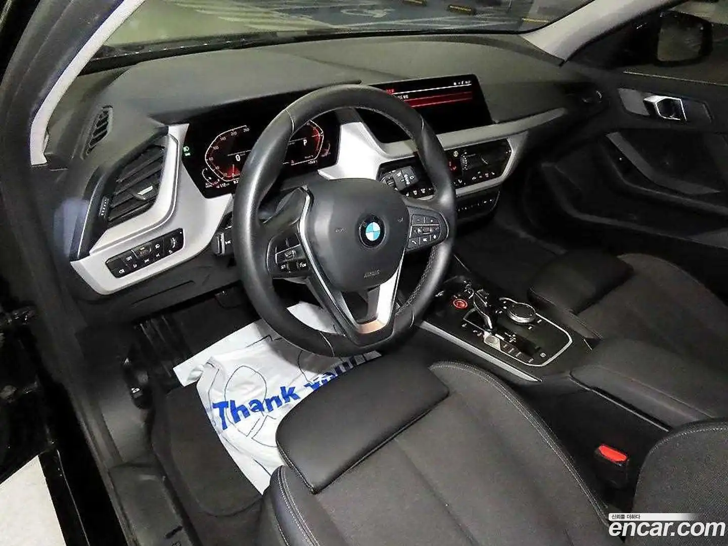 1-Series BMW 2021.4-INNER-010