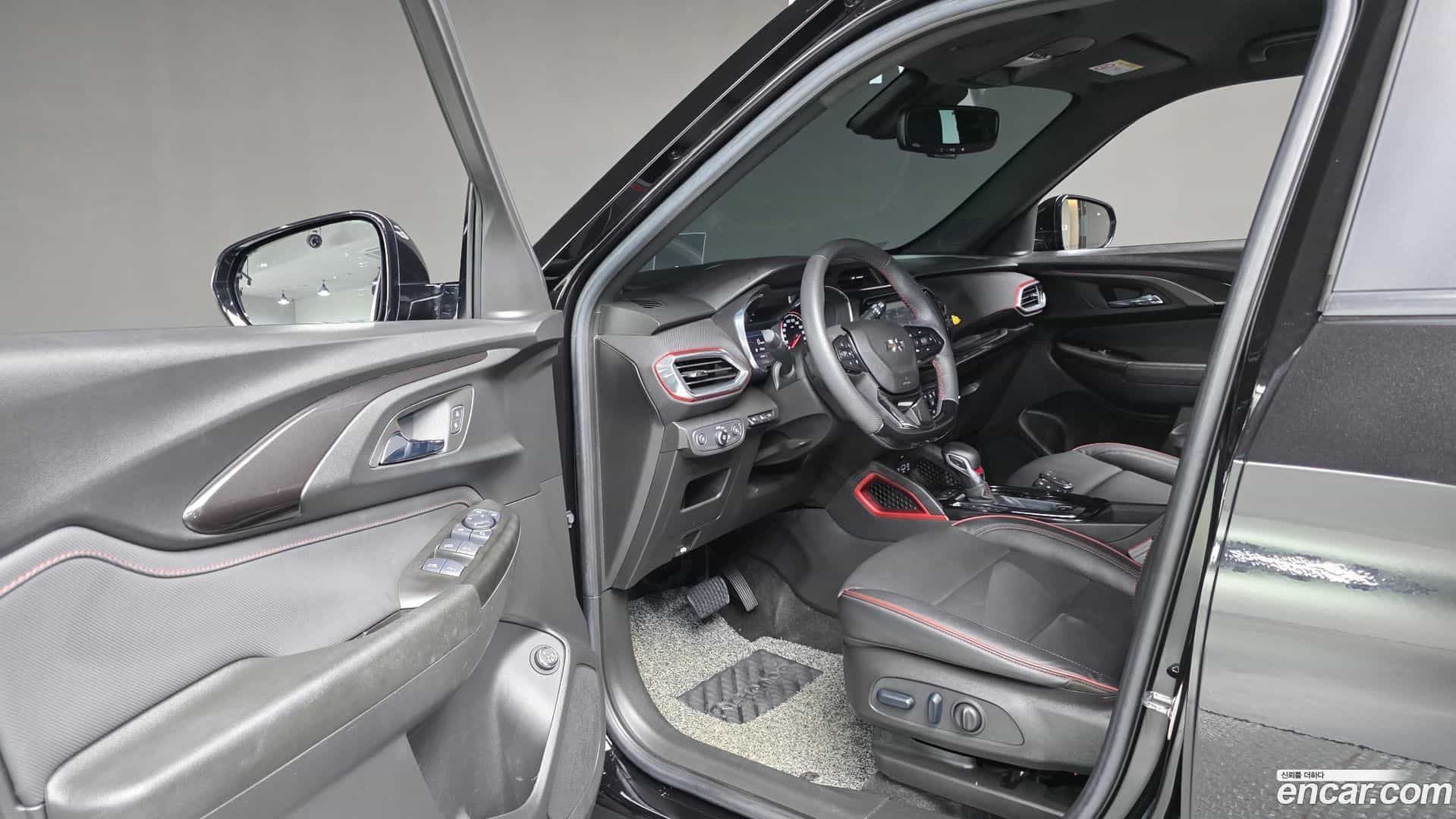 Trailblazer Chevrolet 2022.6-OPTION-016