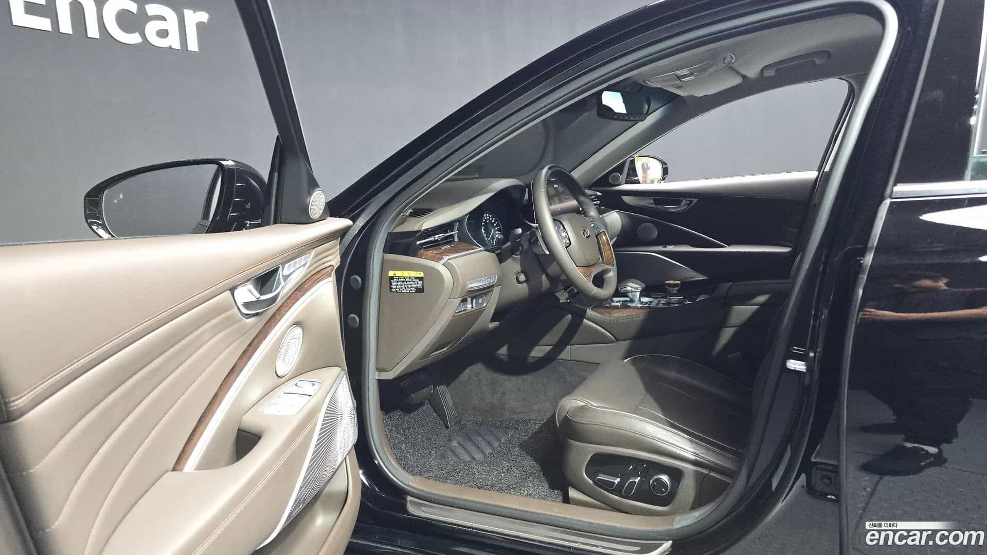 K9 Kia 2020.0-INNER-010