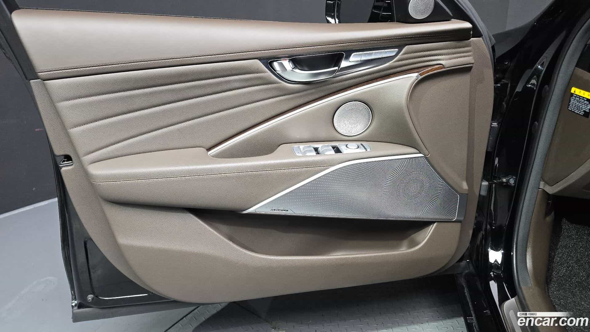 K9 Kia 2020.0-INNER-034