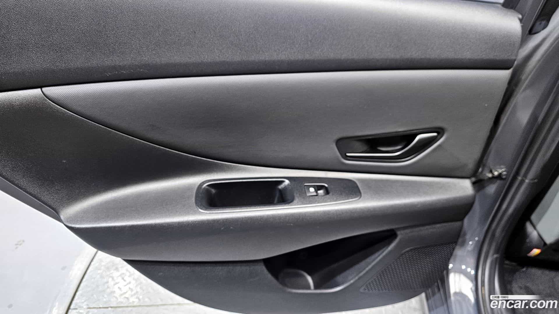 AVANTE Hyundai 2023.5-INNER-035