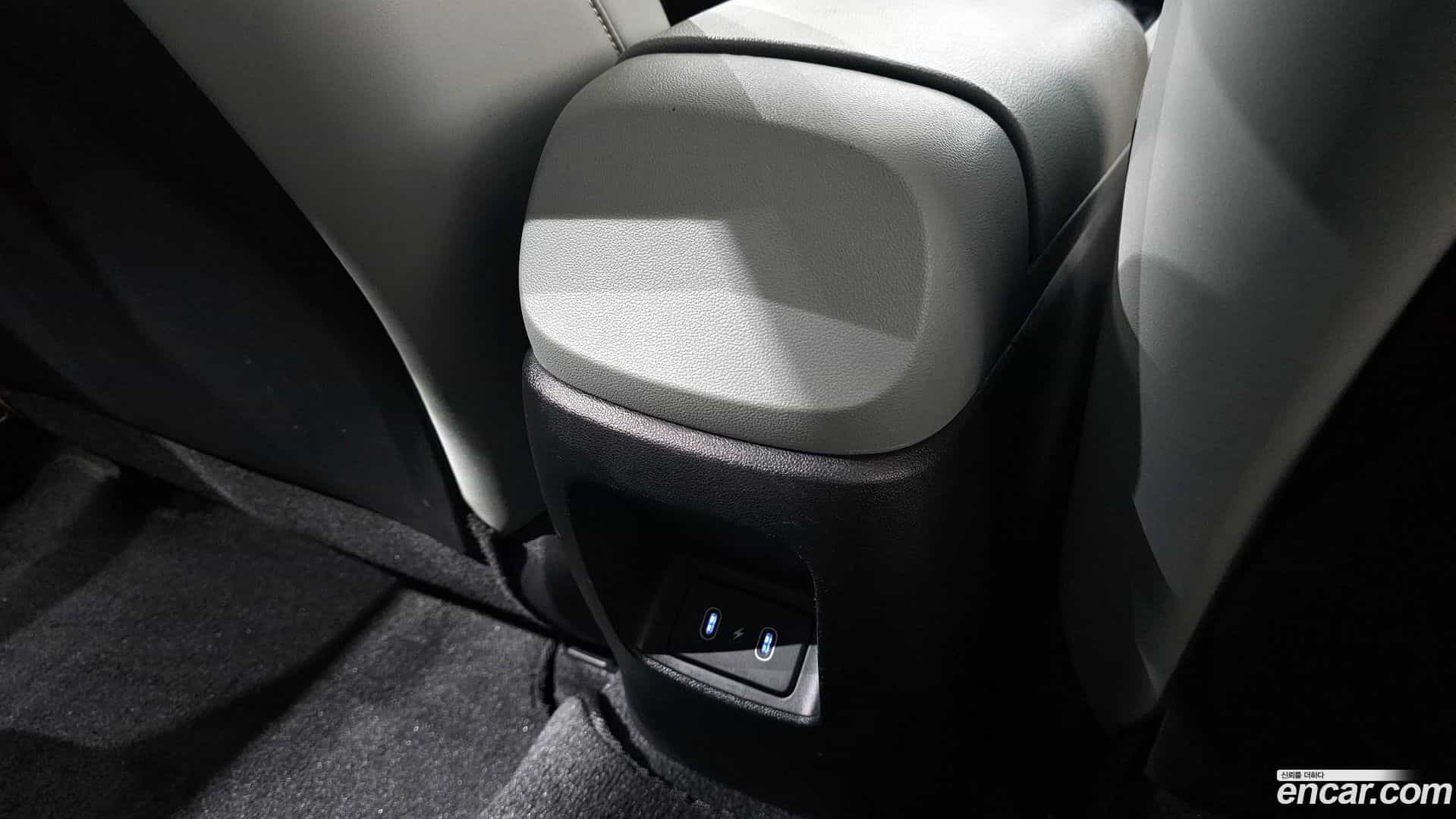 AVANTE Hyundai 2023.5-OPTION-042
