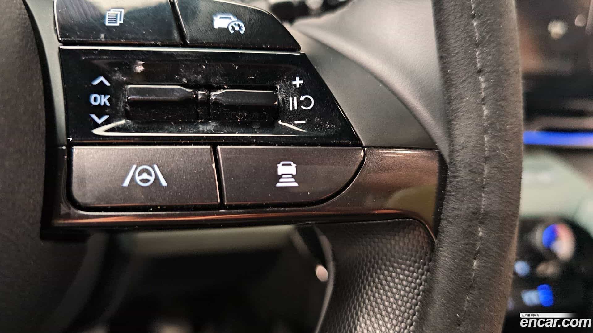 AVANTE Hyundai 2023.5-OPTION-043