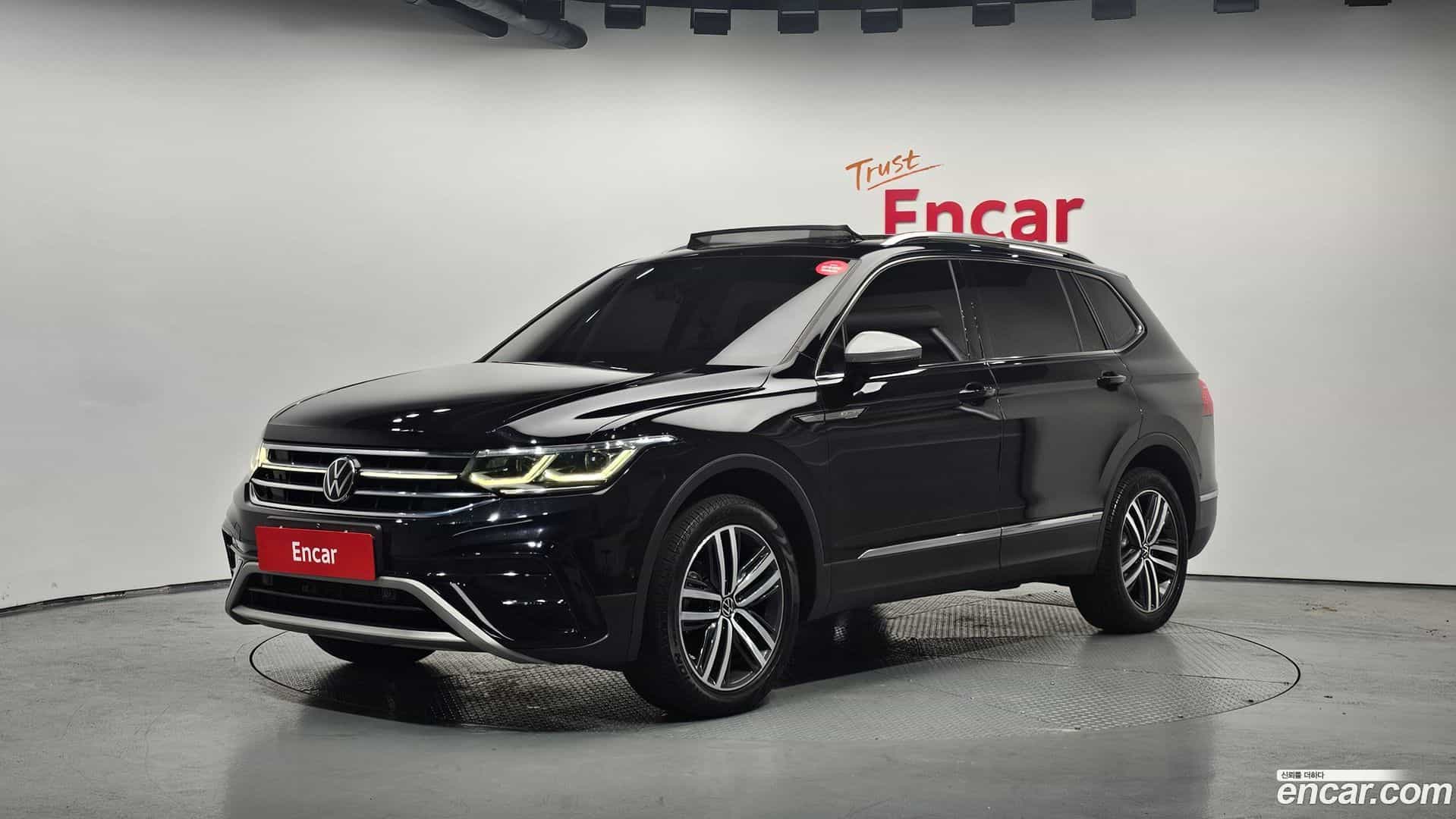 Tiguan Volkswagen 2023.4-OUTER-001