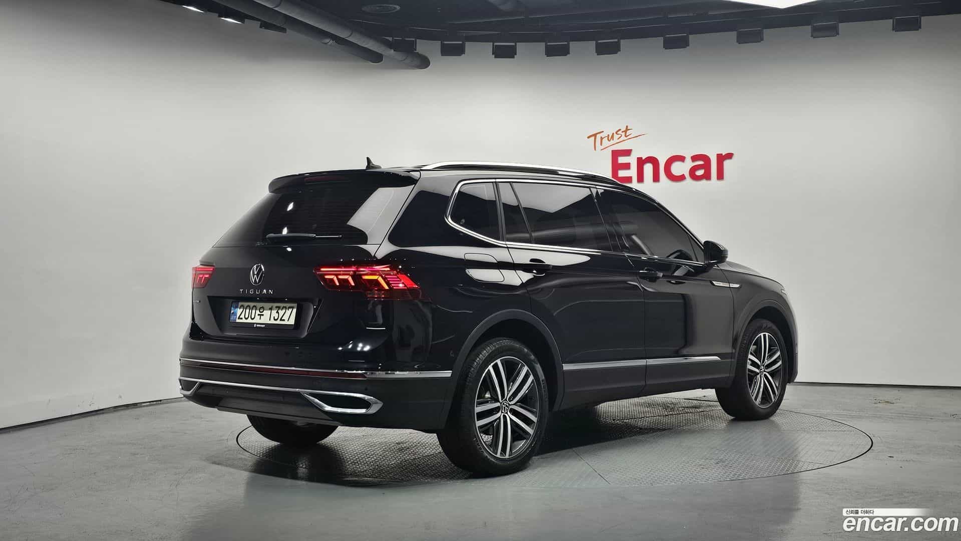 Tiguan Volkswagen 2023.4-OUTER-002