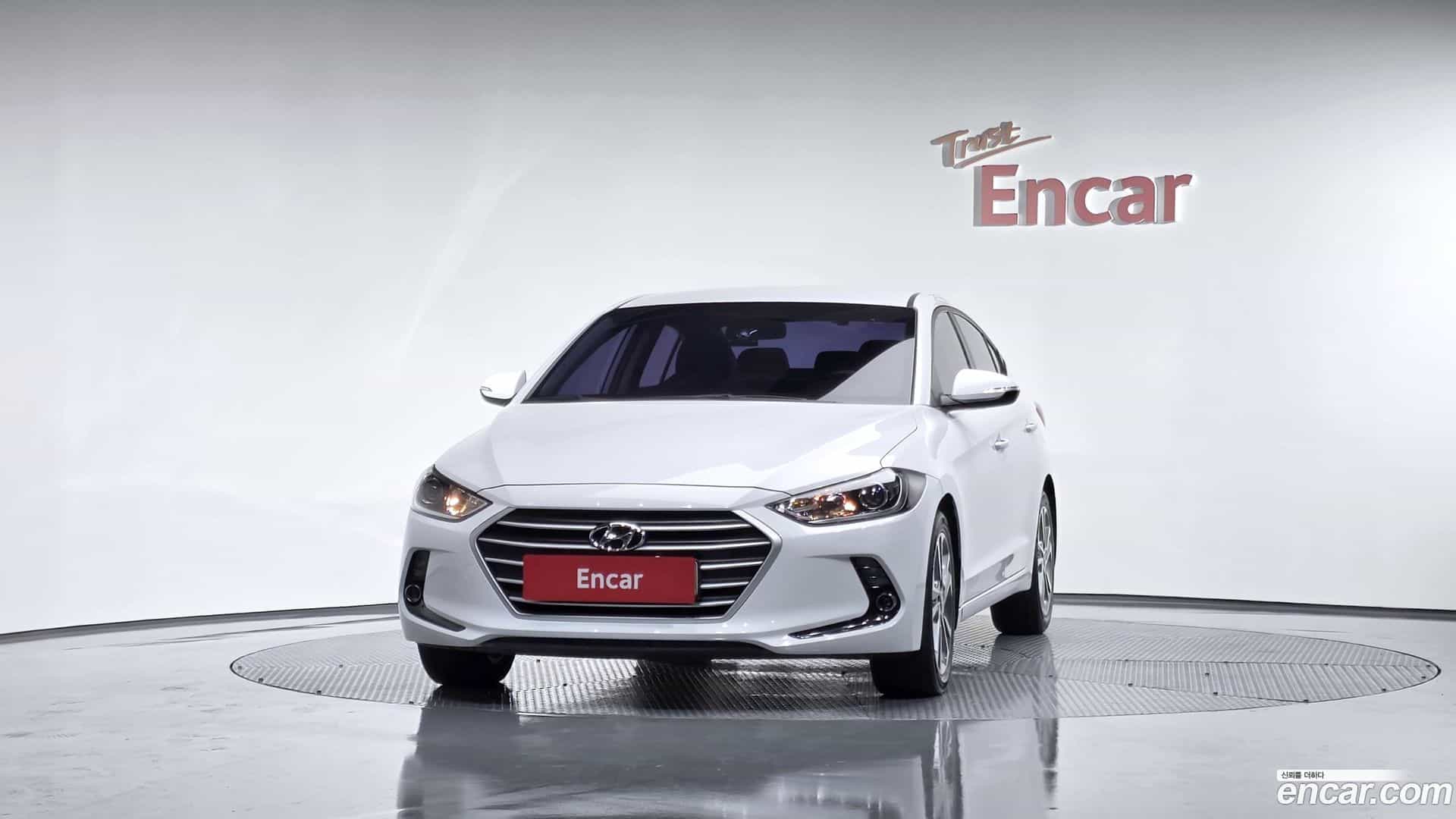 AVANTE Hyundai 2017.9-OUTER-003