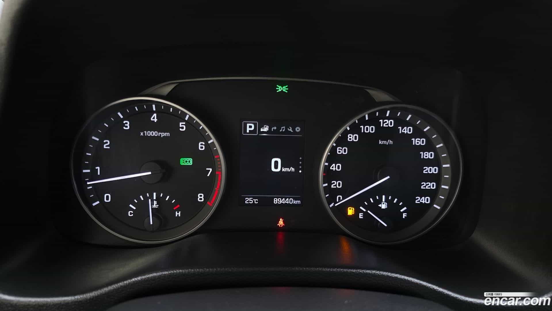 AVANTE Hyundai 2017.9-INNER-008