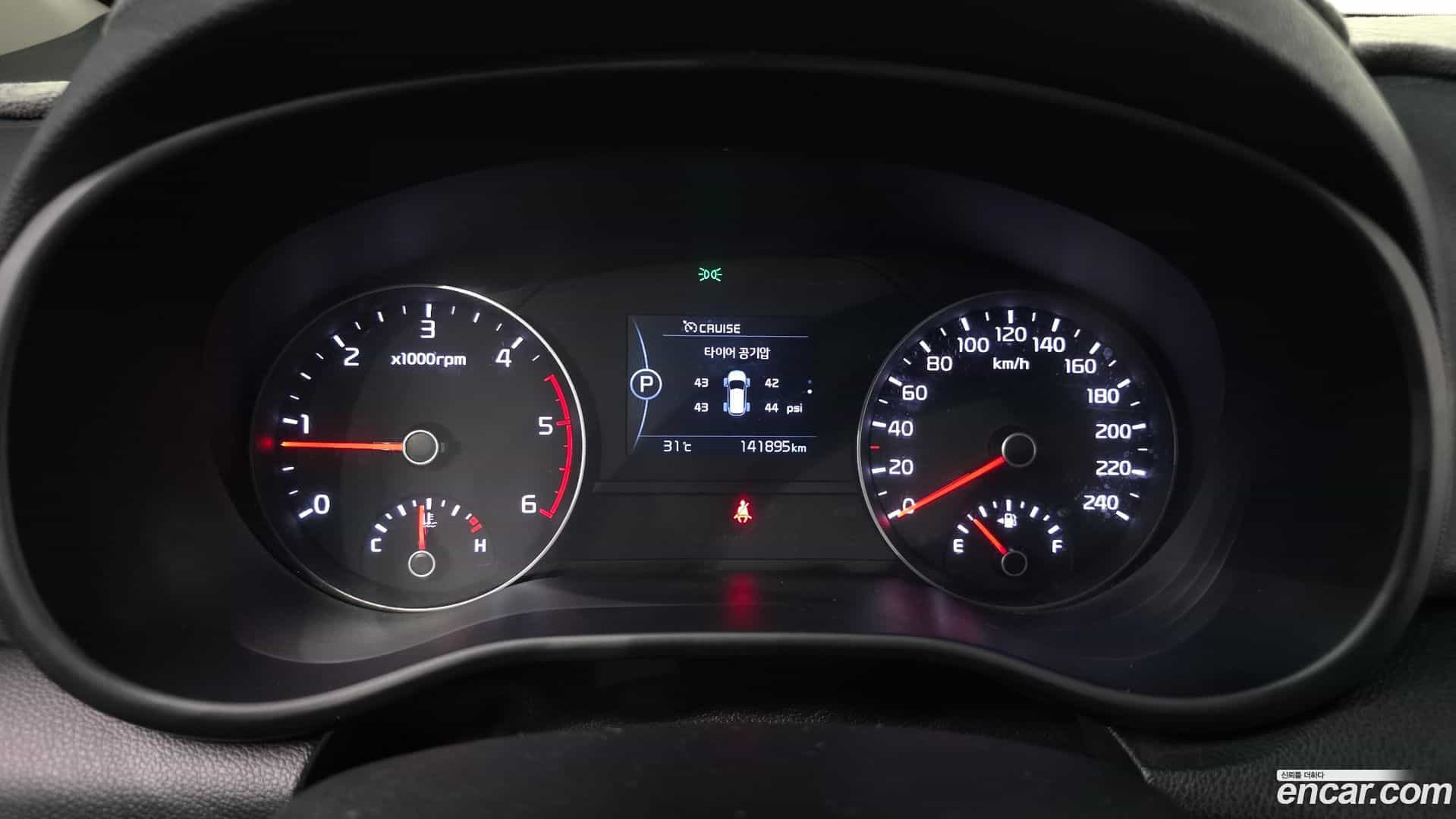 Sportage Kia 2015.9-INNER-008