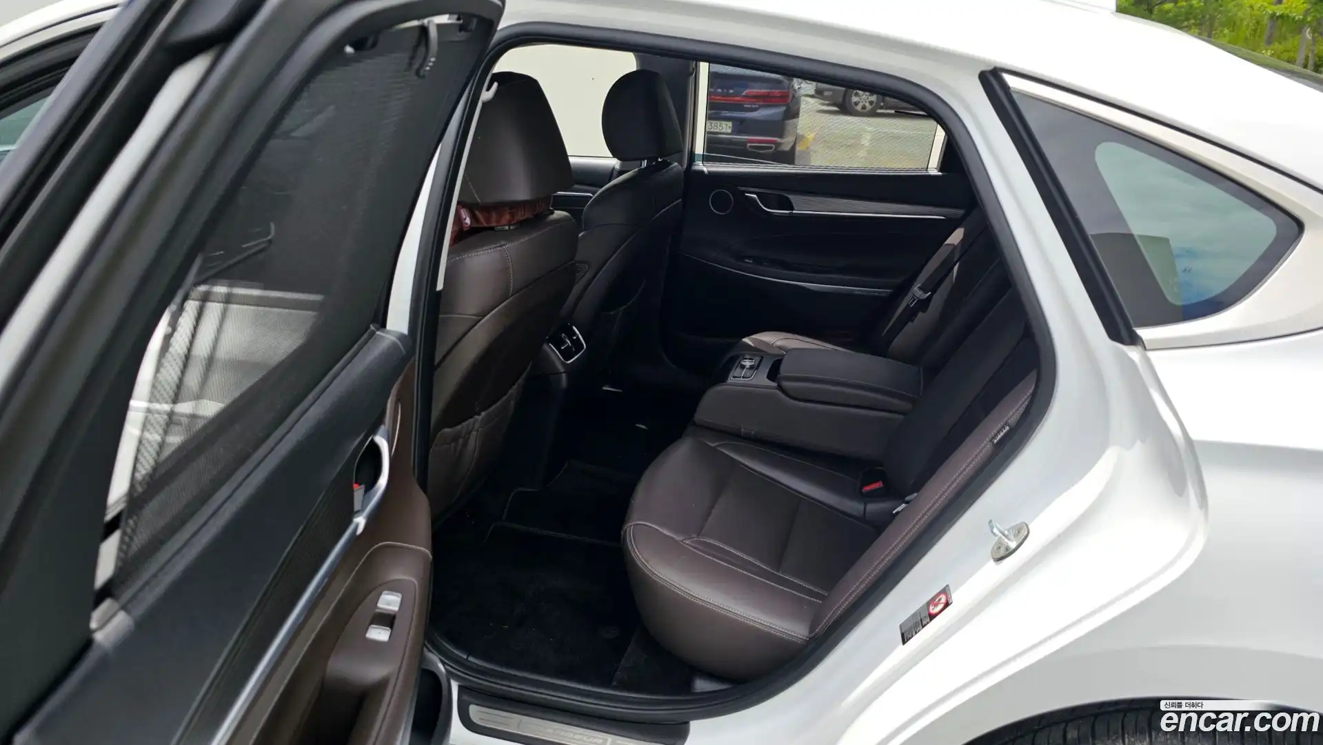 Grandeur Hyundai 2017.6-OPTION-015