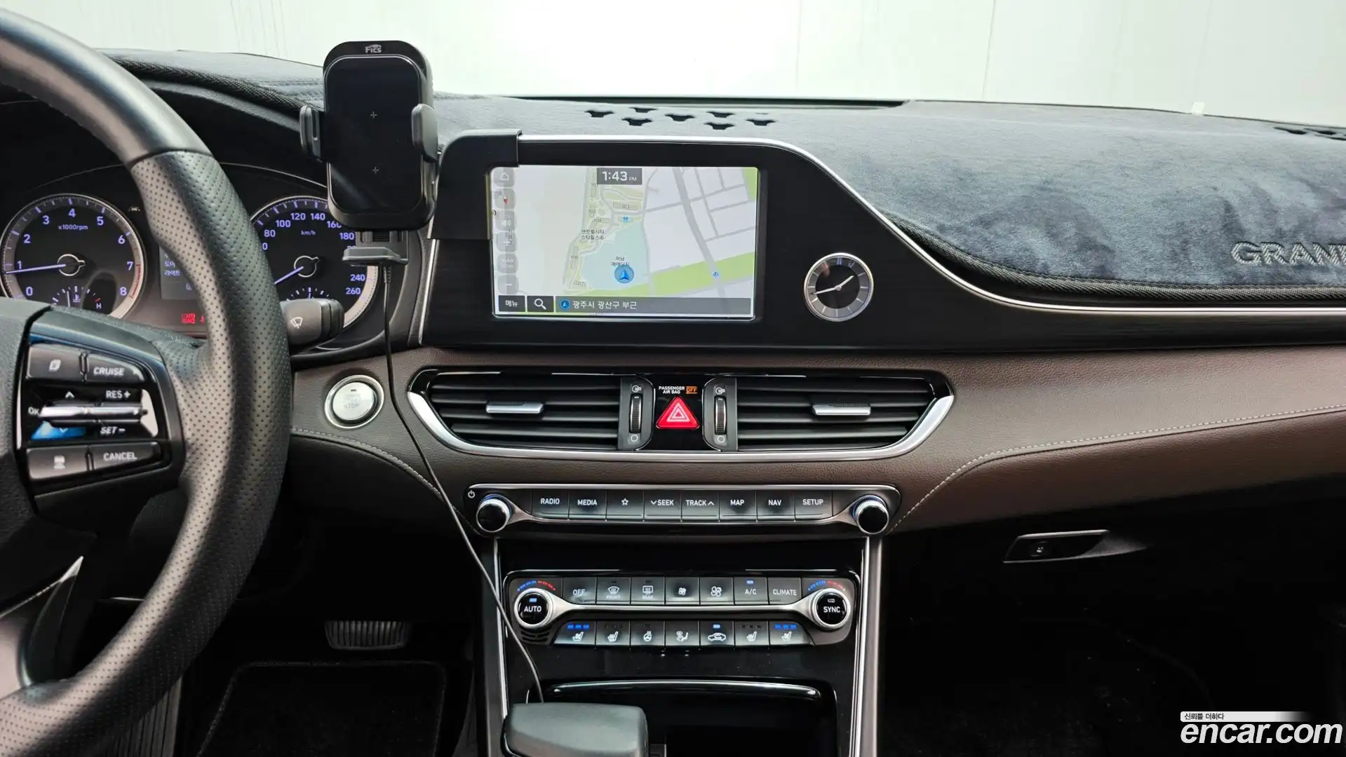 Grandeur Hyundai 2017.6-OPTION-016