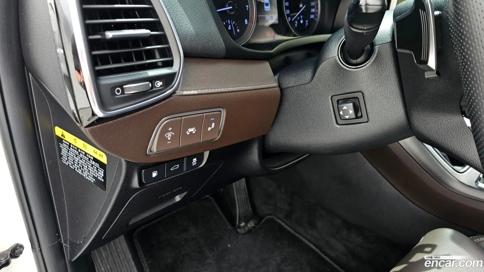 Grandeur Hyundai 2017.6-OPTION-023