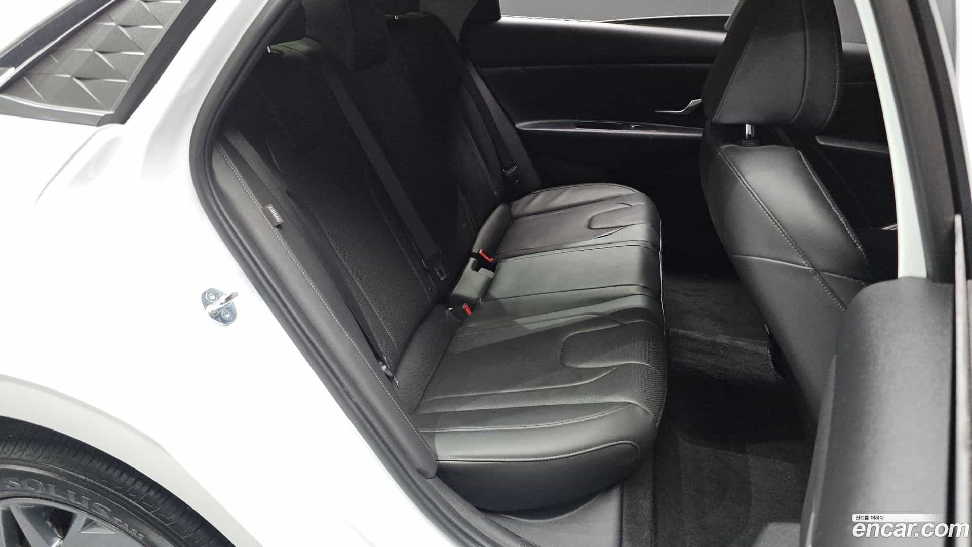 AVANTE Hyundai 2025.3-OPTION-015