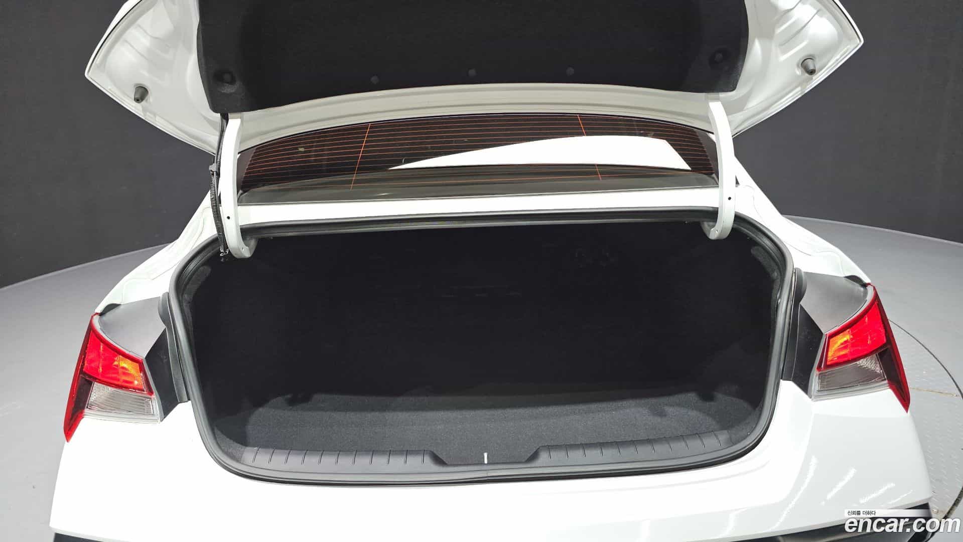 AVANTE Hyundai 2025.3-OPTION-024