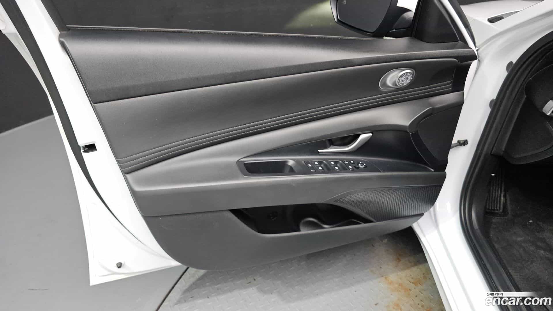 AVANTE Hyundai 2025.3-INNER-034