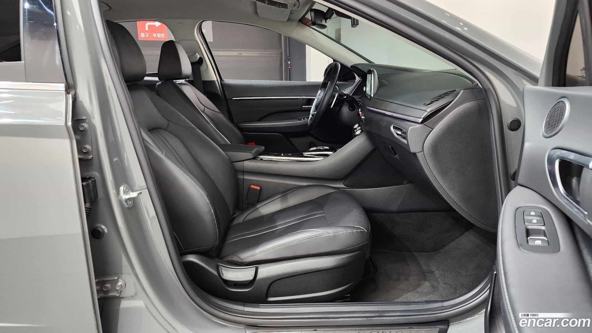 Sonata Hyundai 2022.5-INNER-036