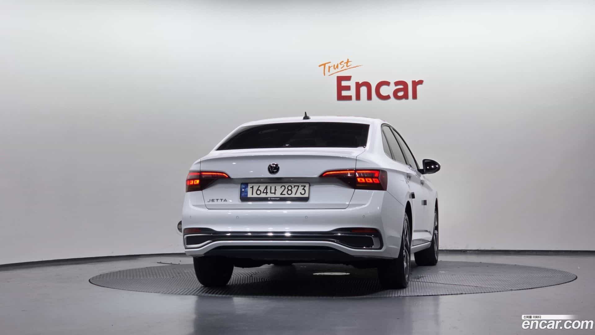 Jetta Volkswagen 2023.11-OUTER-004