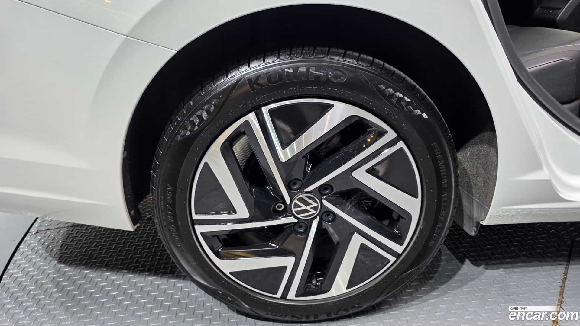 Jetta Volkswagen 2023.11-OUTER-005