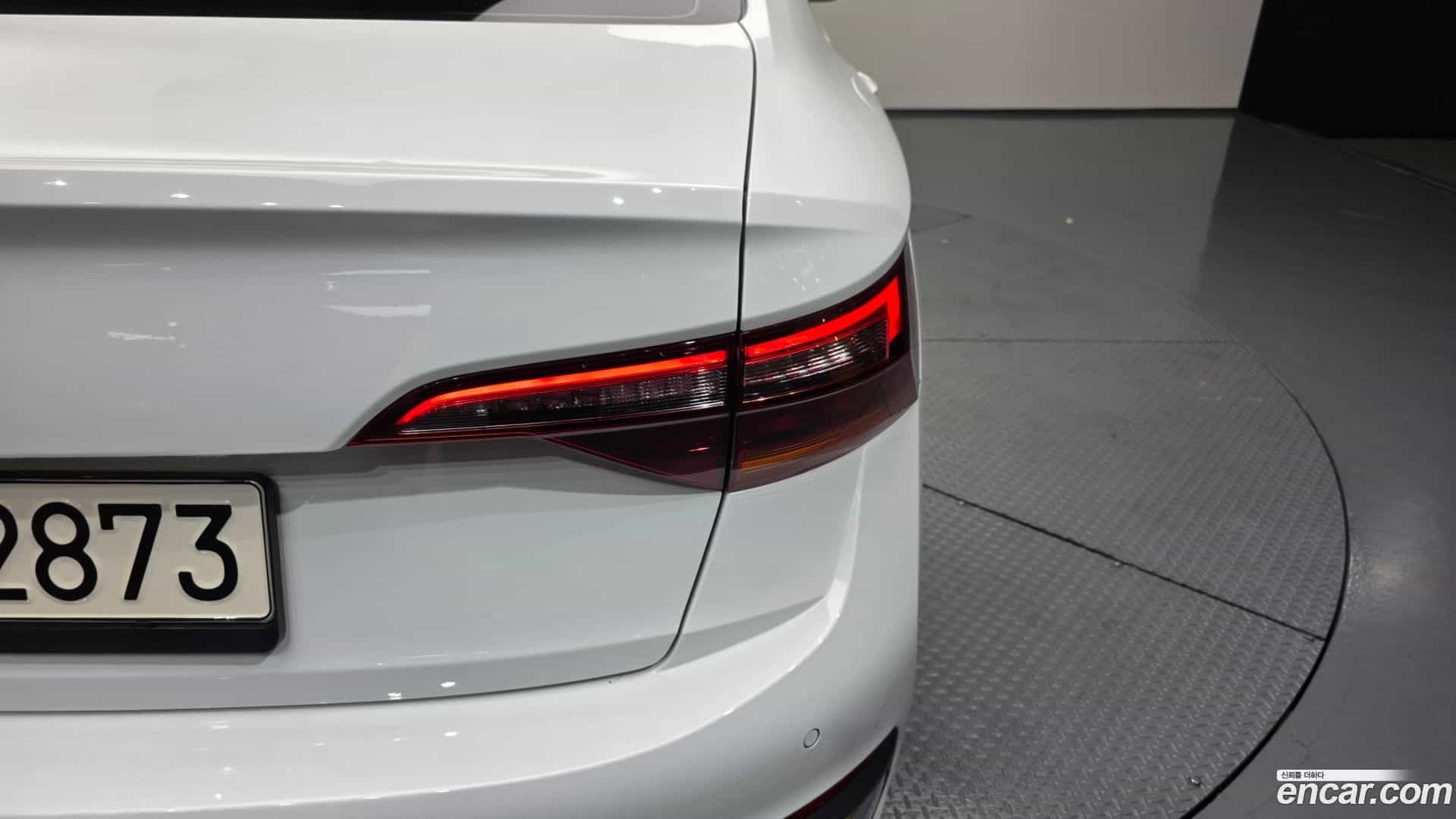 Jetta Volkswagen 2023.11-OUTER-033