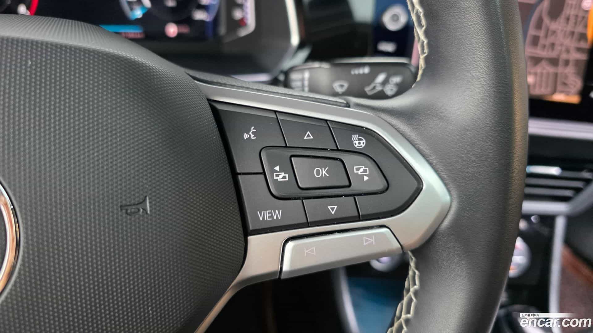 Jetta Volkswagen 2023.11-OPTION-045