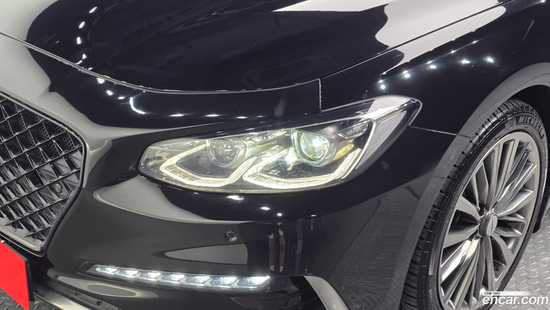 Grandeur Hyundai 2017.9-OUTER-032