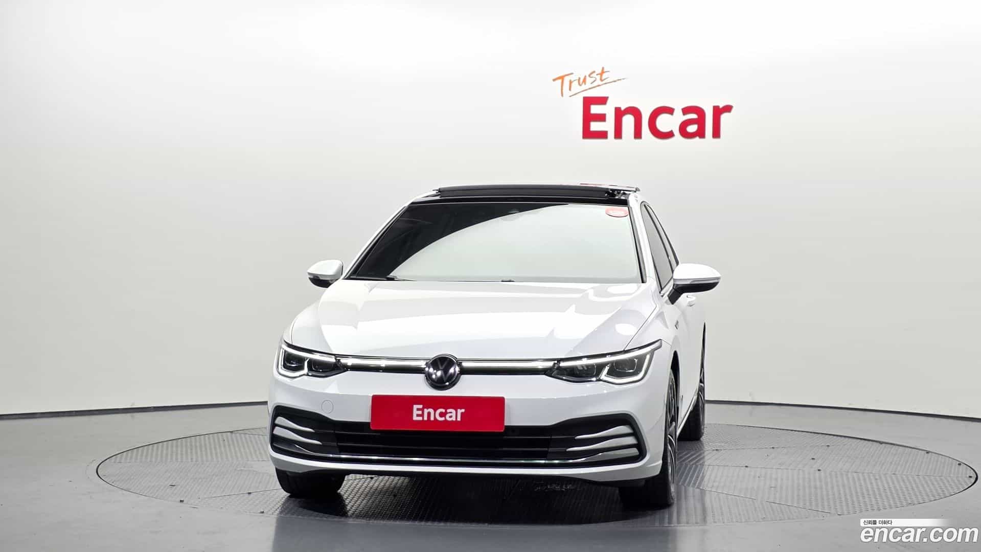 Golf Volkswagen 2023.9-OUTER-003
