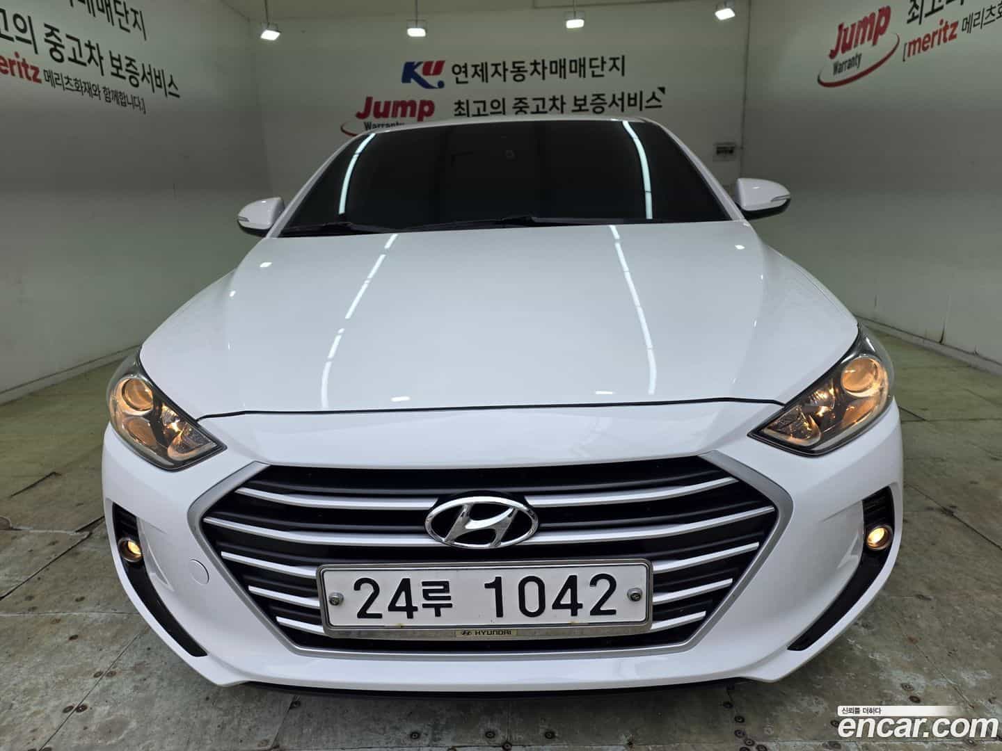 AVANTE Hyundai 2015.10-OUTER-002