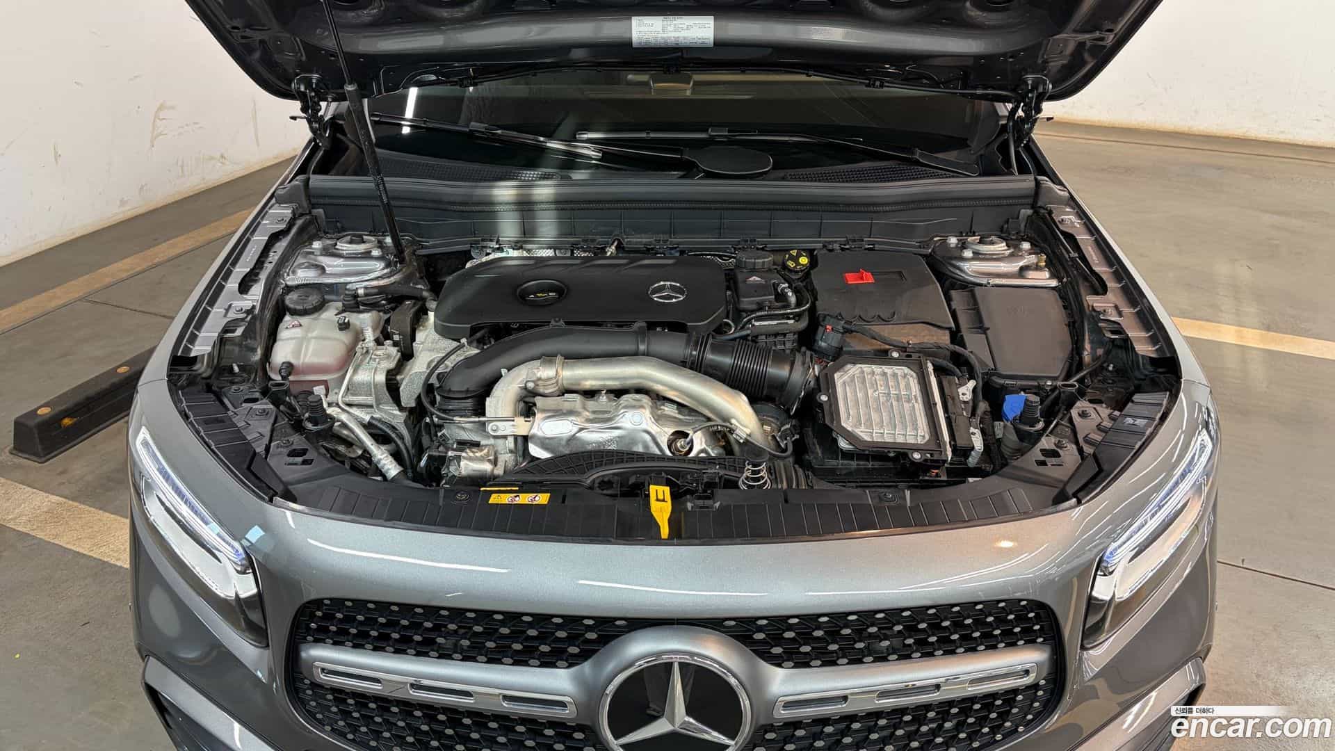 GLB-Class Mercedes-Benz 2025.4-OUTER-006