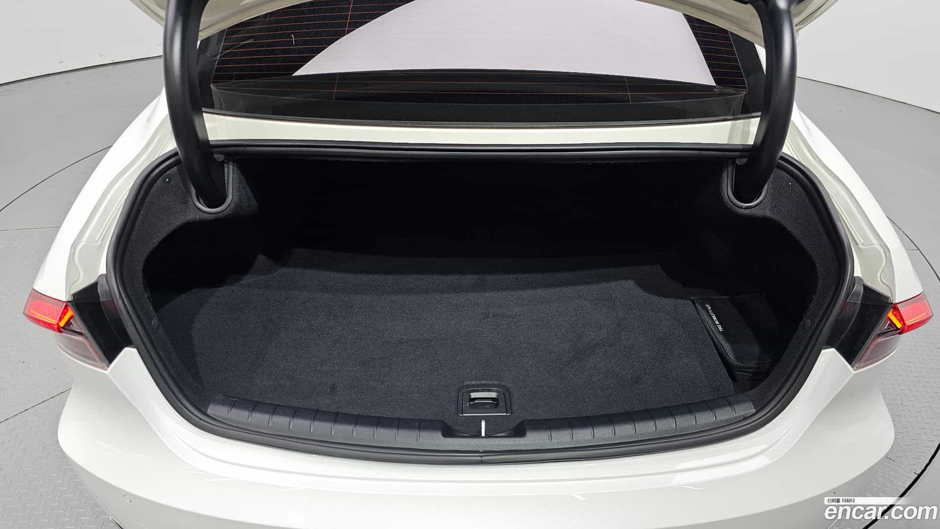 Grandeur Hyundai 2021.2-OPTION-024