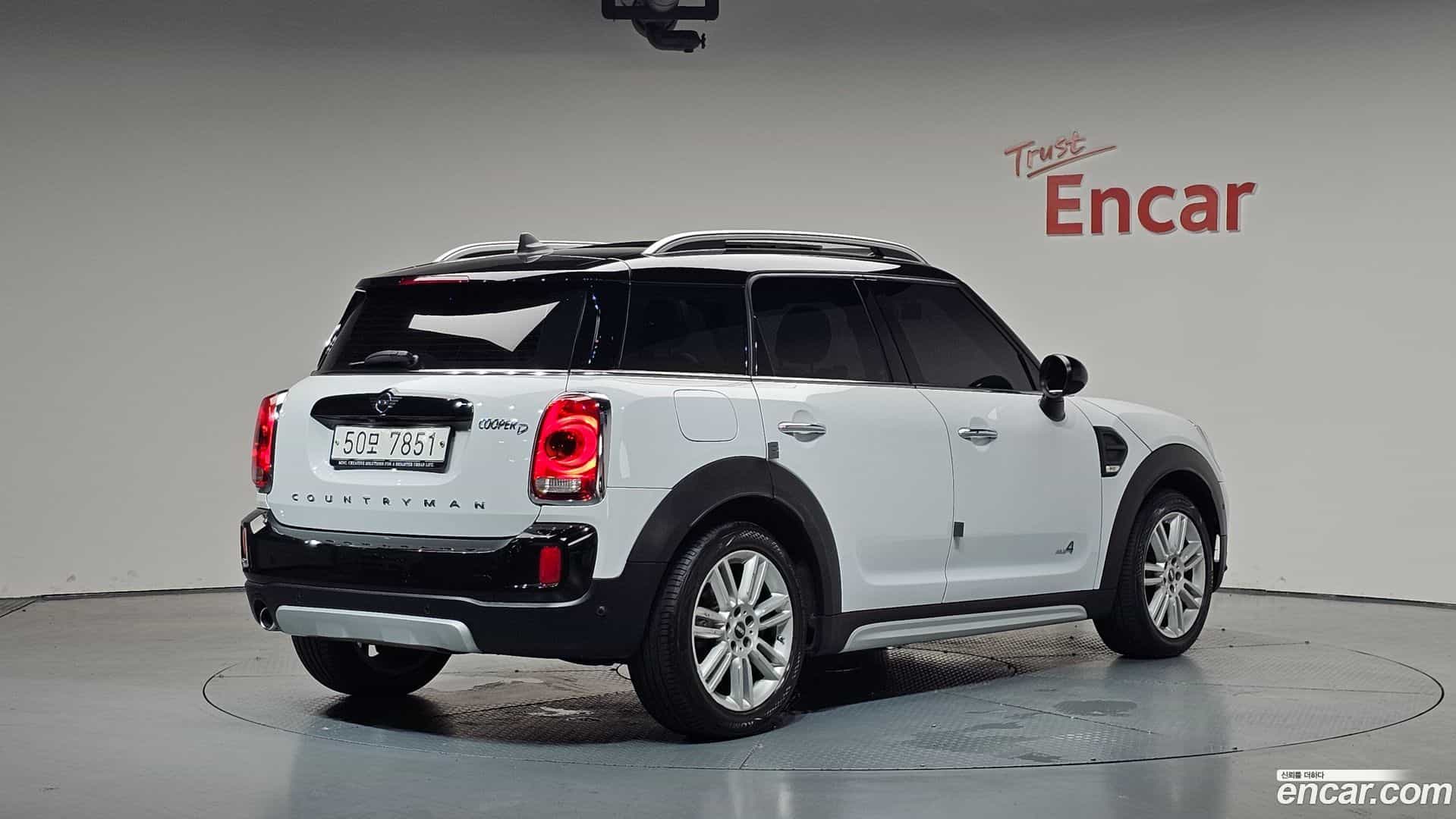 Countryman Mini 2018.11-OUTER-002