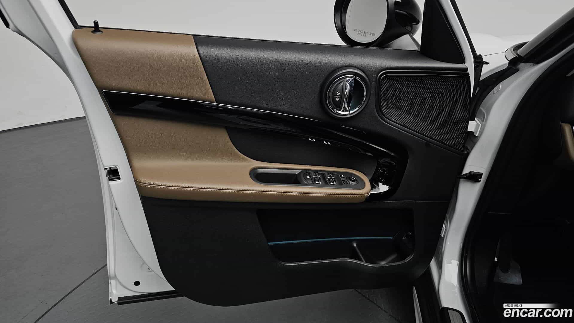 Countryman Mini 2018.11-INNER-034