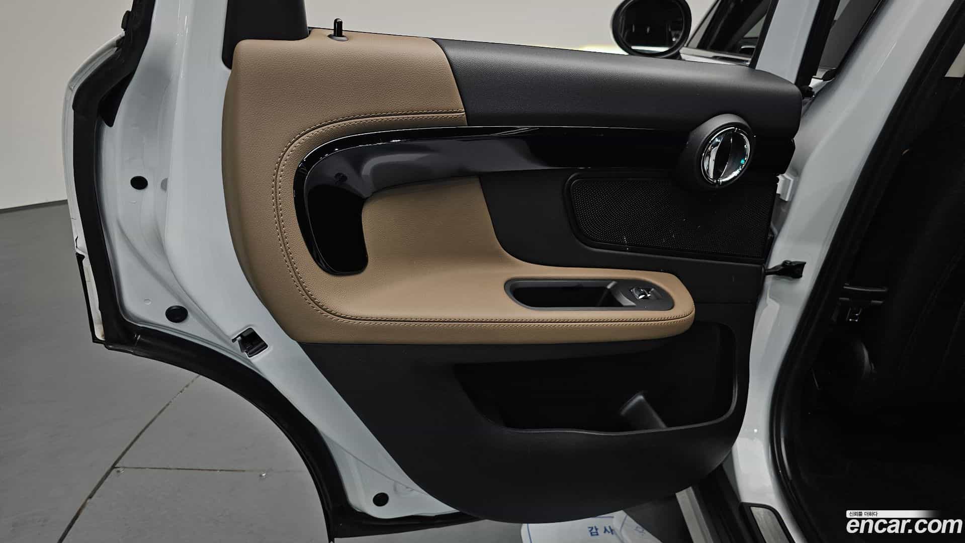 Countryman Mini 2018.11-INNER-035