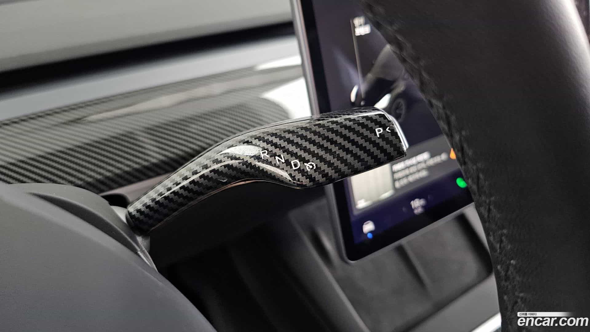Model Y Tesla 2021.5-INNER-009
