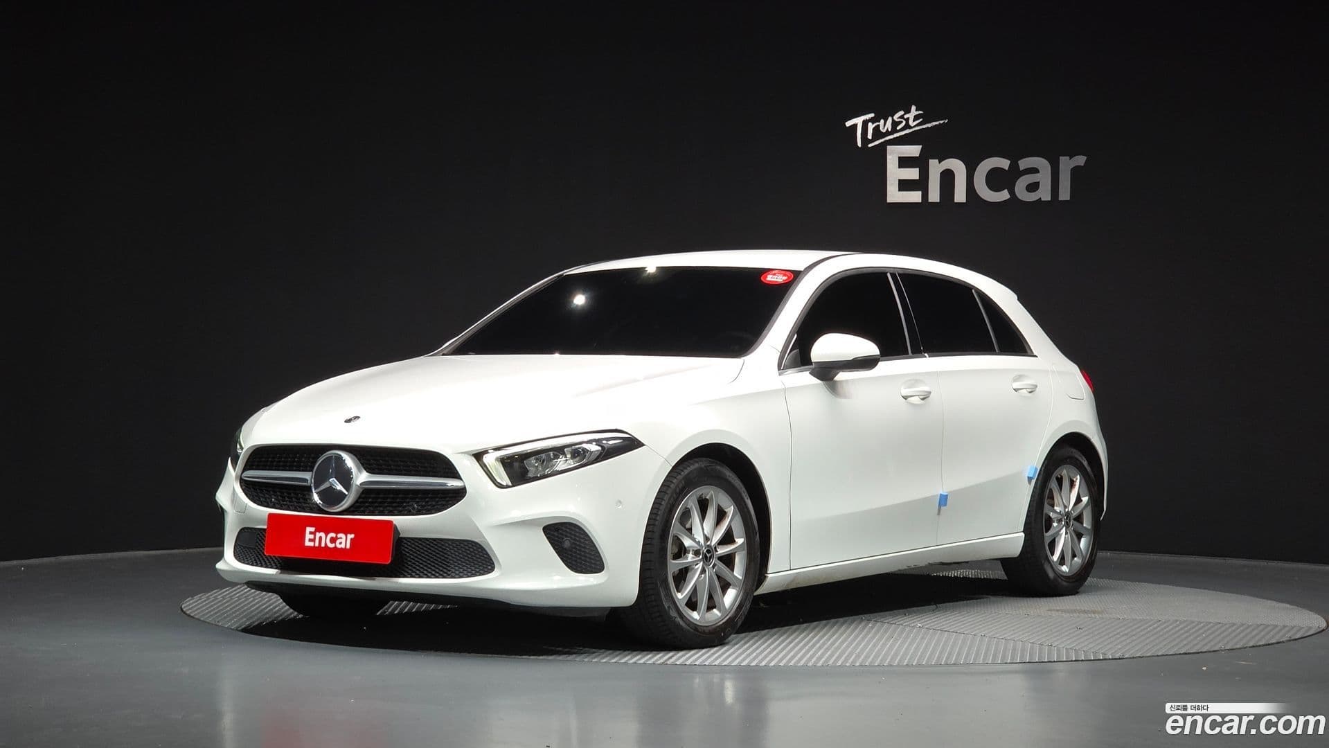 Main__Slider__Photo:A-Class Mercedes-Benz 2019.8-0