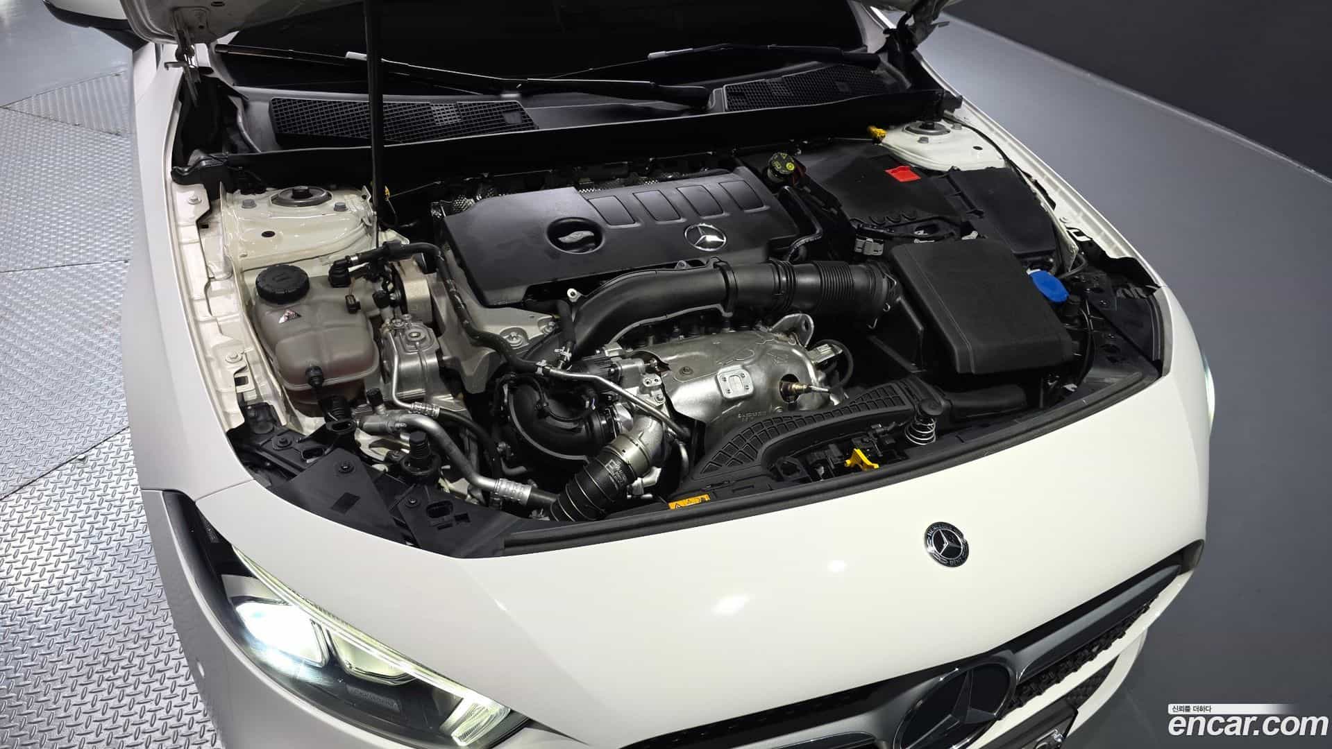 A-Class Mercedes-Benz 2019.8-OUTER-006