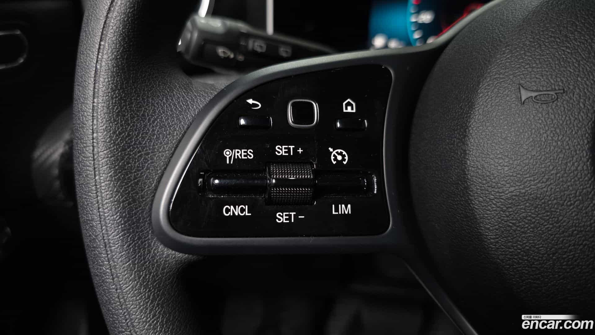 A-Class Mercedes-Benz 2019.8-OPTION-022
