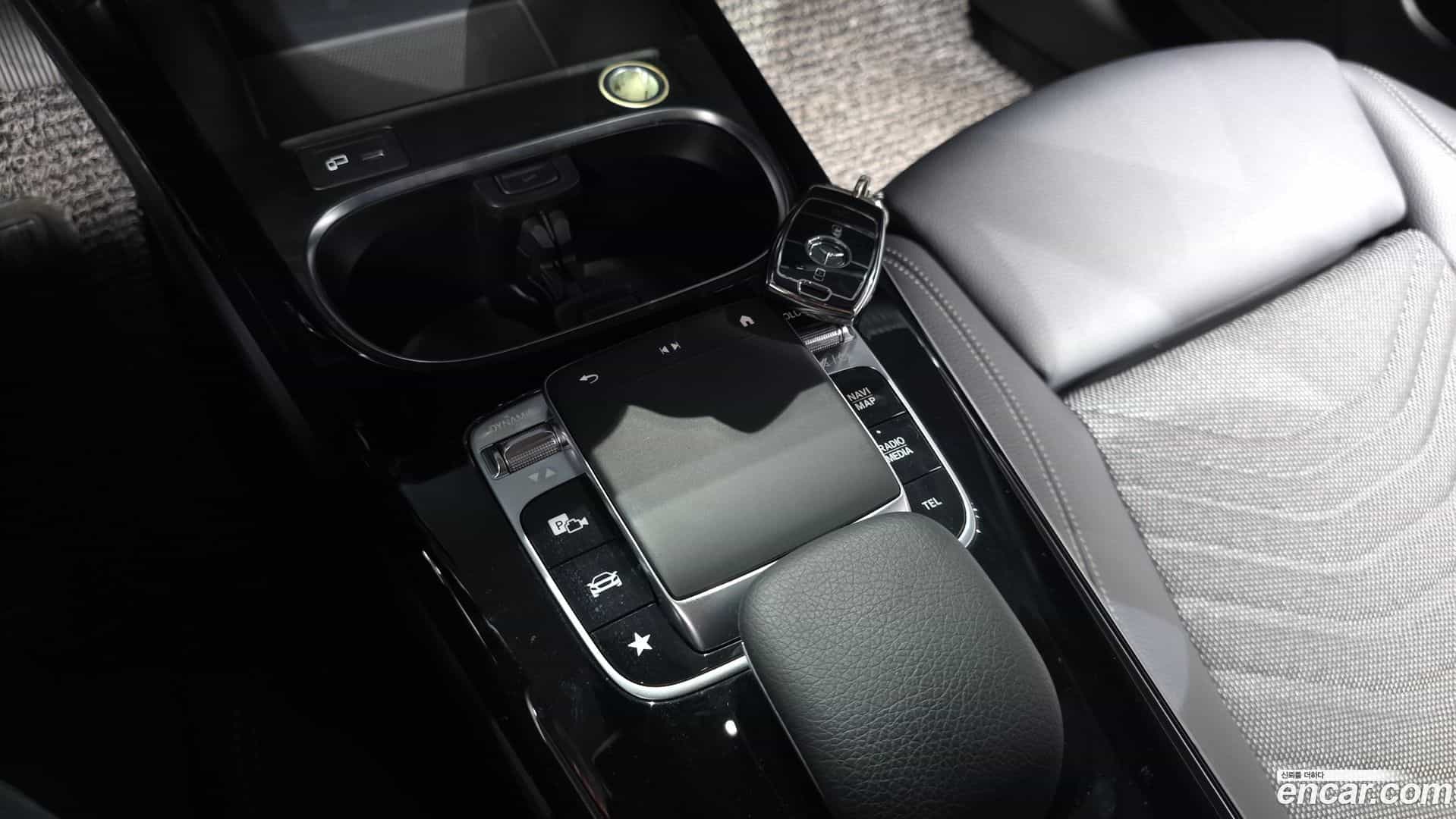A-Class Mercedes-Benz 2019.8-OPTION-023