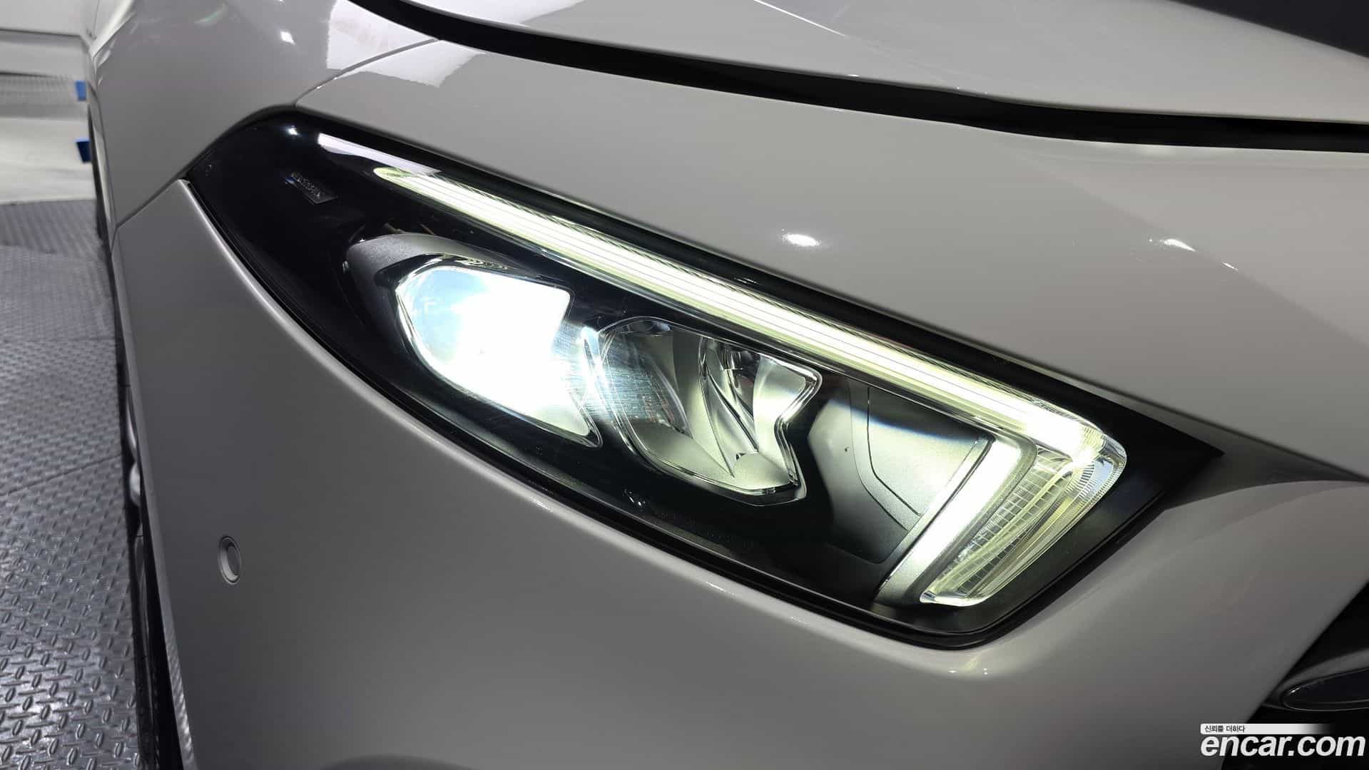 A-Class Mercedes-Benz 2019.8-OUTER-032