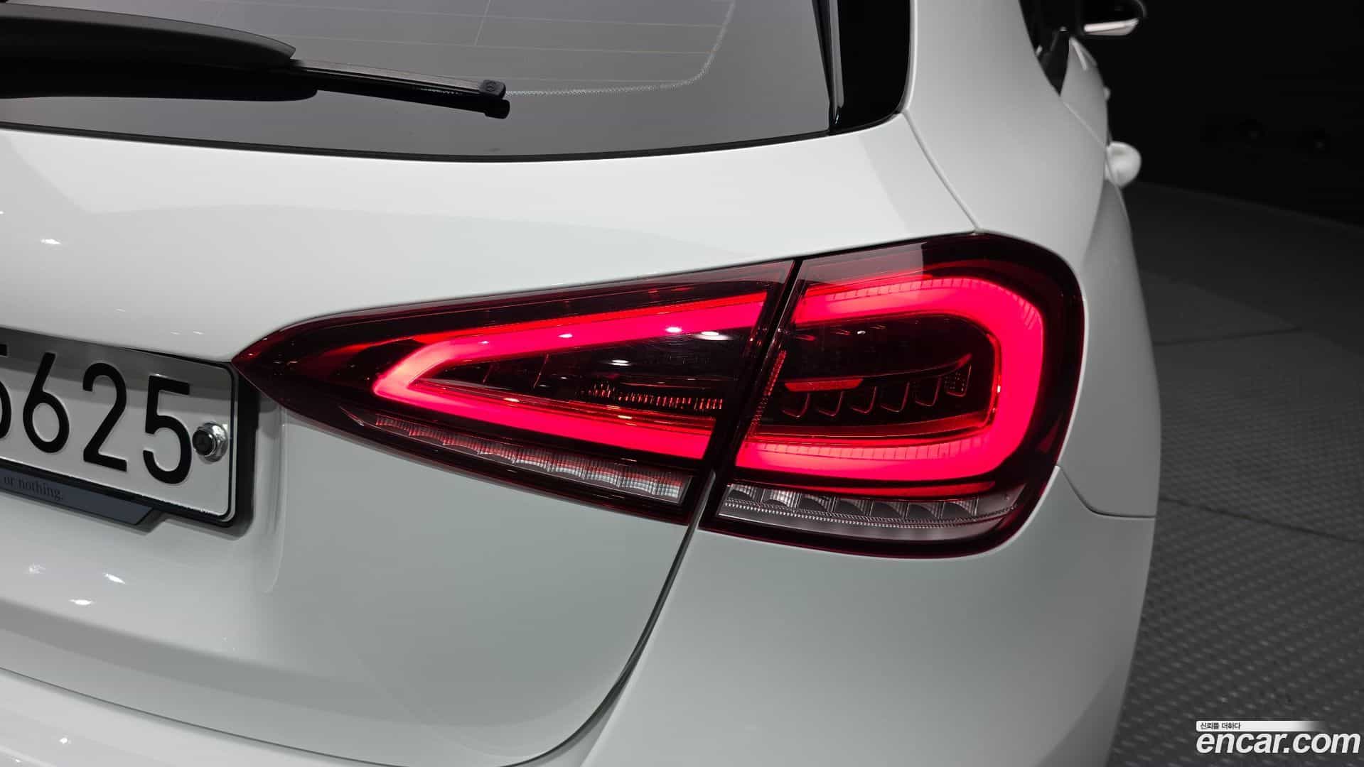 A-Class Mercedes-Benz 2019.8-OUTER-033
