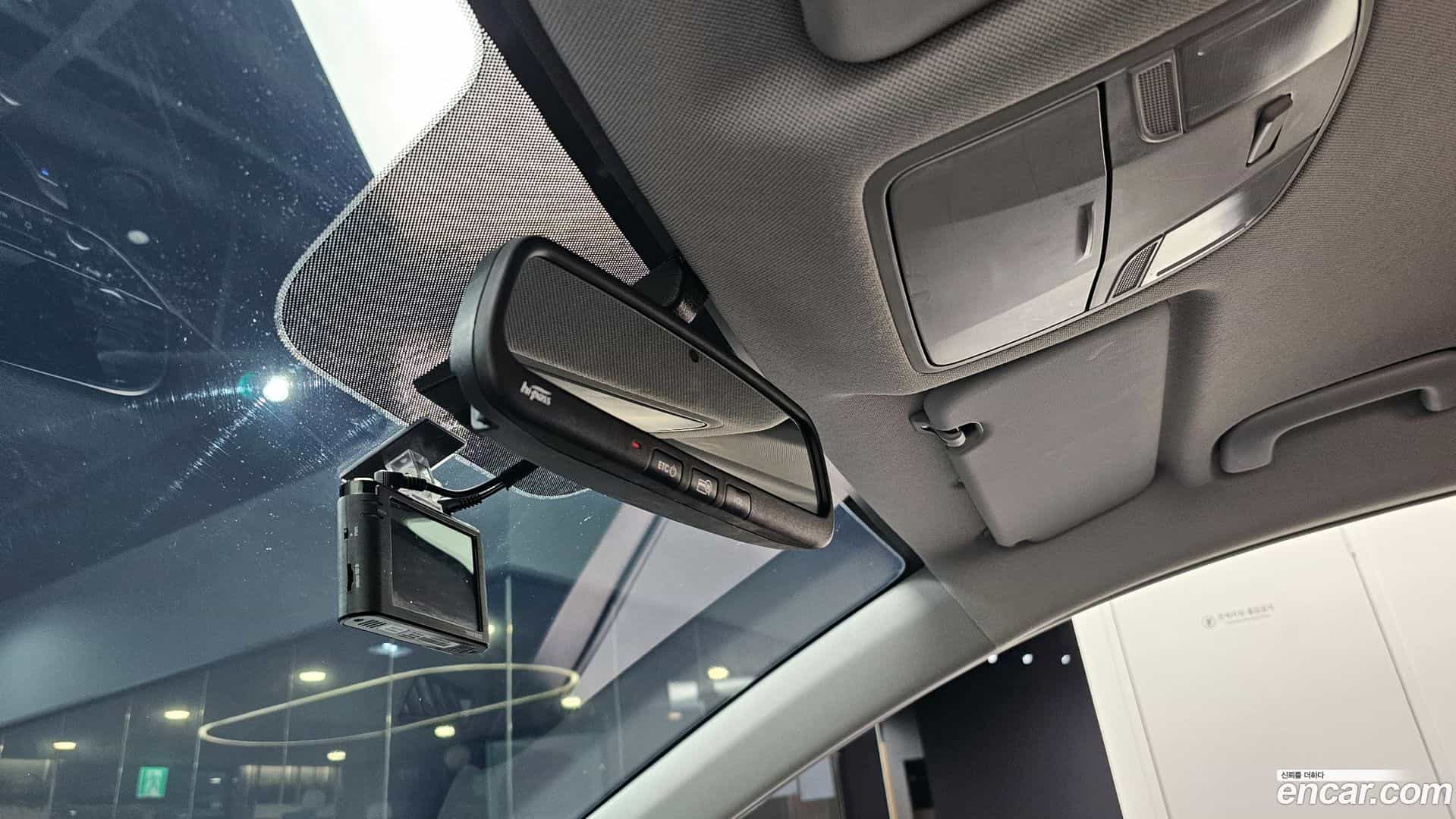AVANTE Hyundai 2017.8-OPTION-040