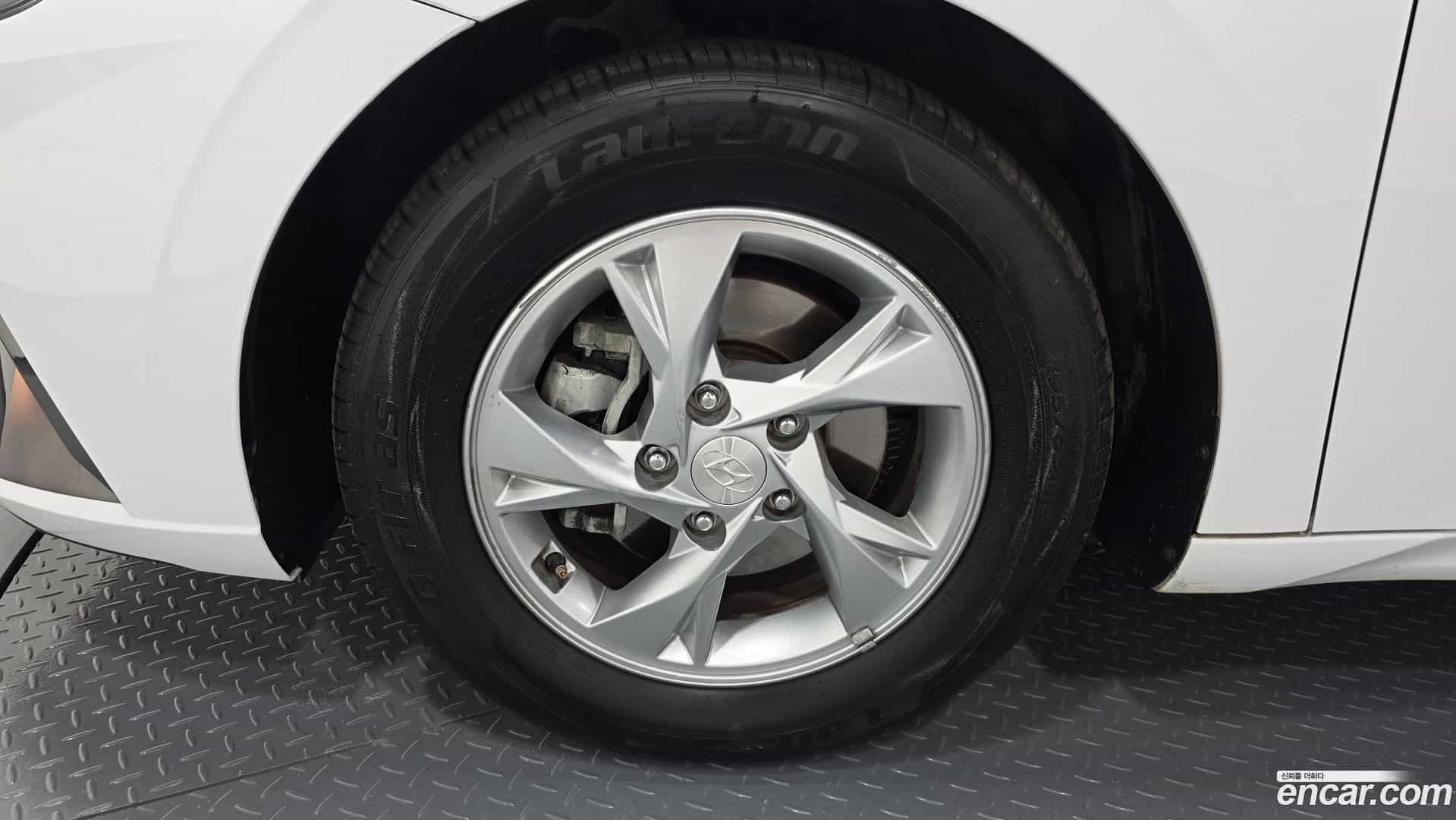 AVANTE Hyundai 2021.5-OUTER-005